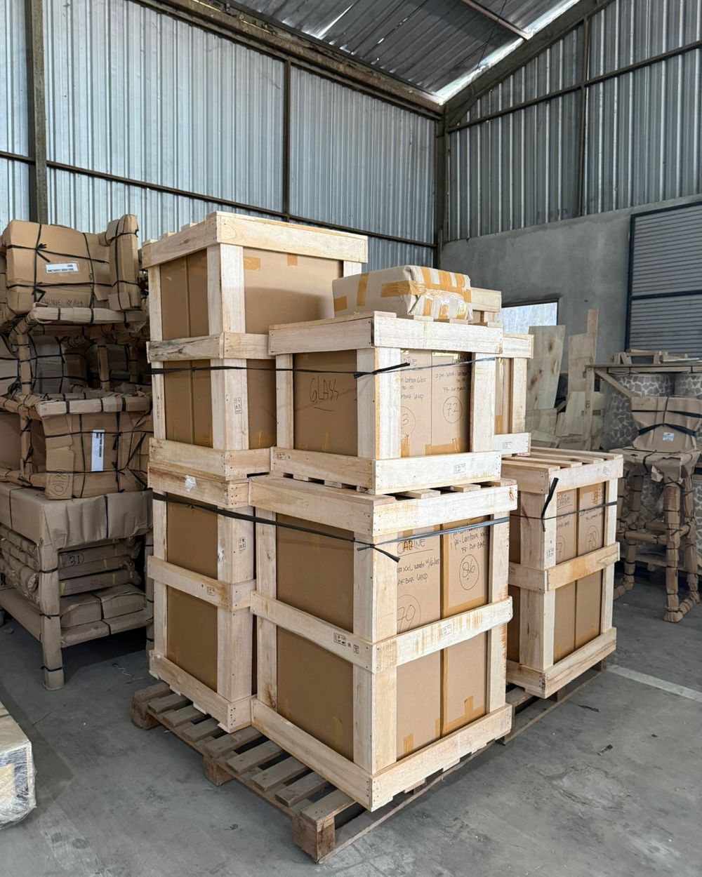 Crate packing