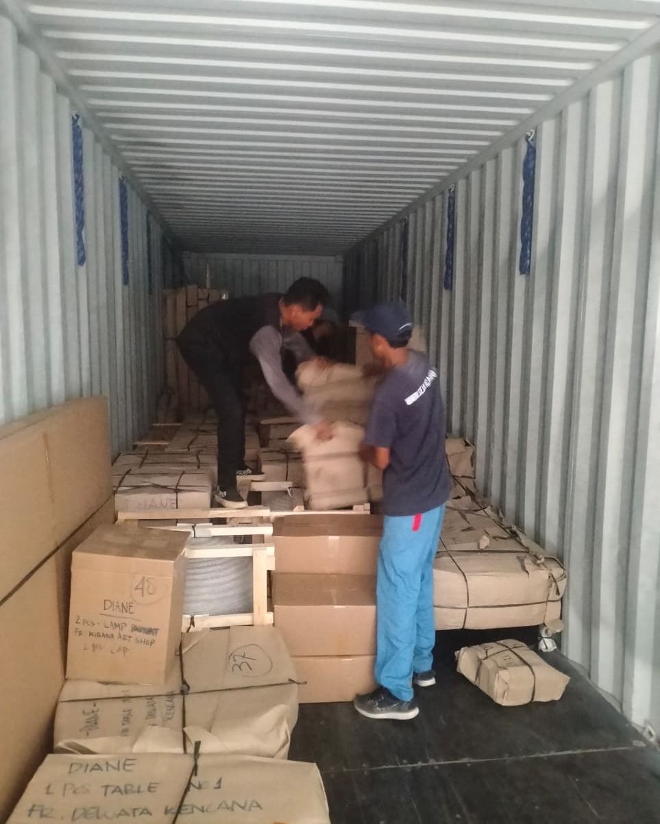 Loading the container